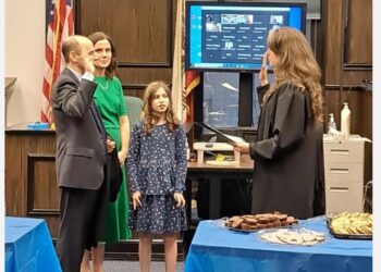 Newly Elected Superior Court Judge Gary S. Slossberg Sworn-In