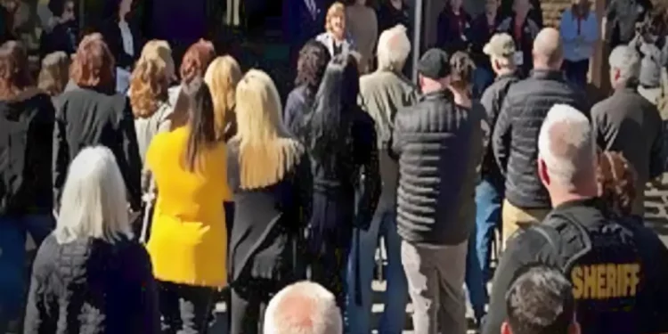 Navigation Center Opens