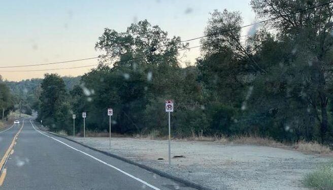 “No Parking” Signs Replaced At Salmon Falls Parking Spot In El Dorado County