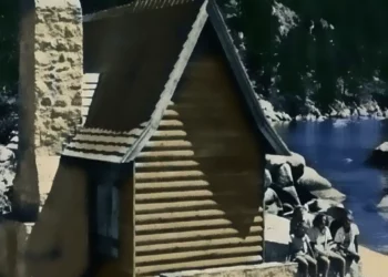 The North Shore Cabin at “Chimney Beach”