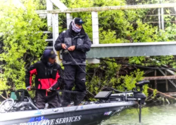 Jim Vretzos from El Dorado Hills nets third spot with 20.23 pounds at bass catching contest